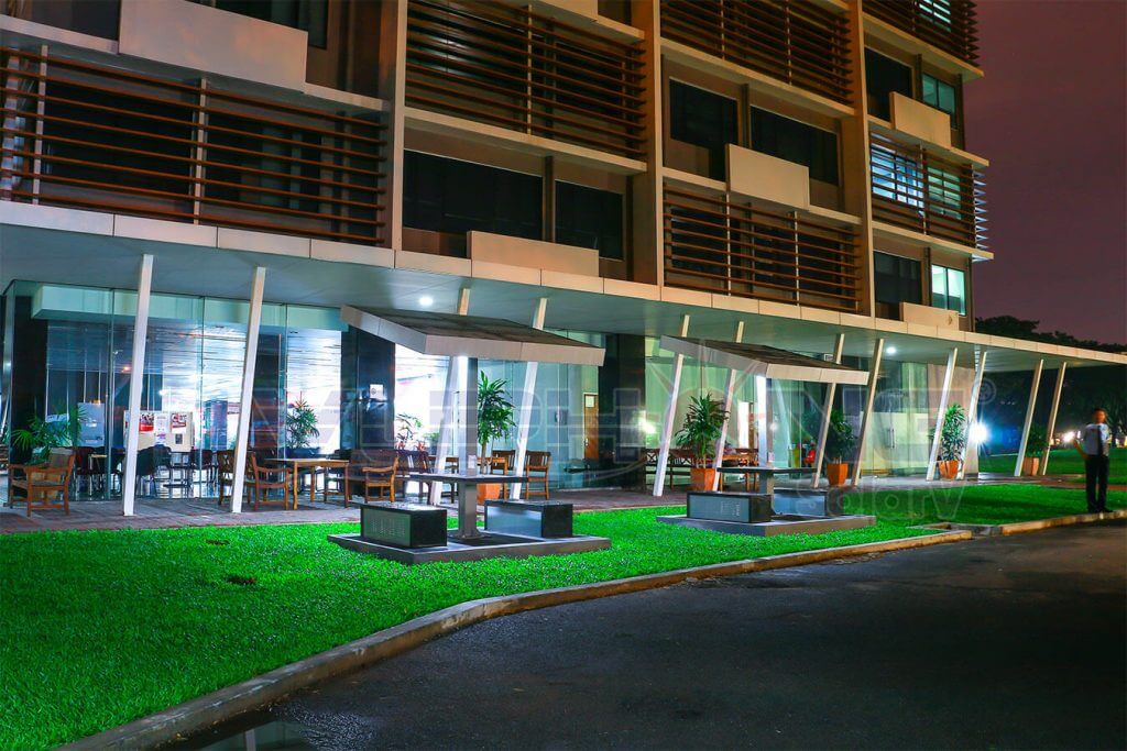 Trạm sạc năng lượng mặt trời đầu tiên tại đại học RMIT