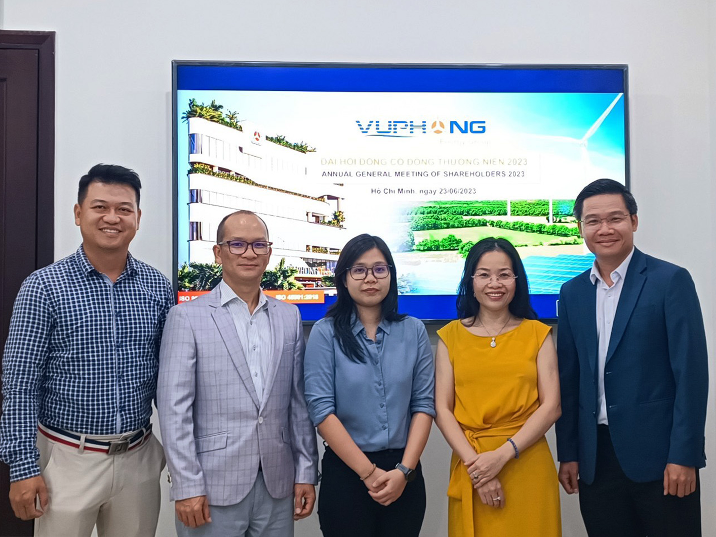 Members of Vu Phong Energy Group’s BODs