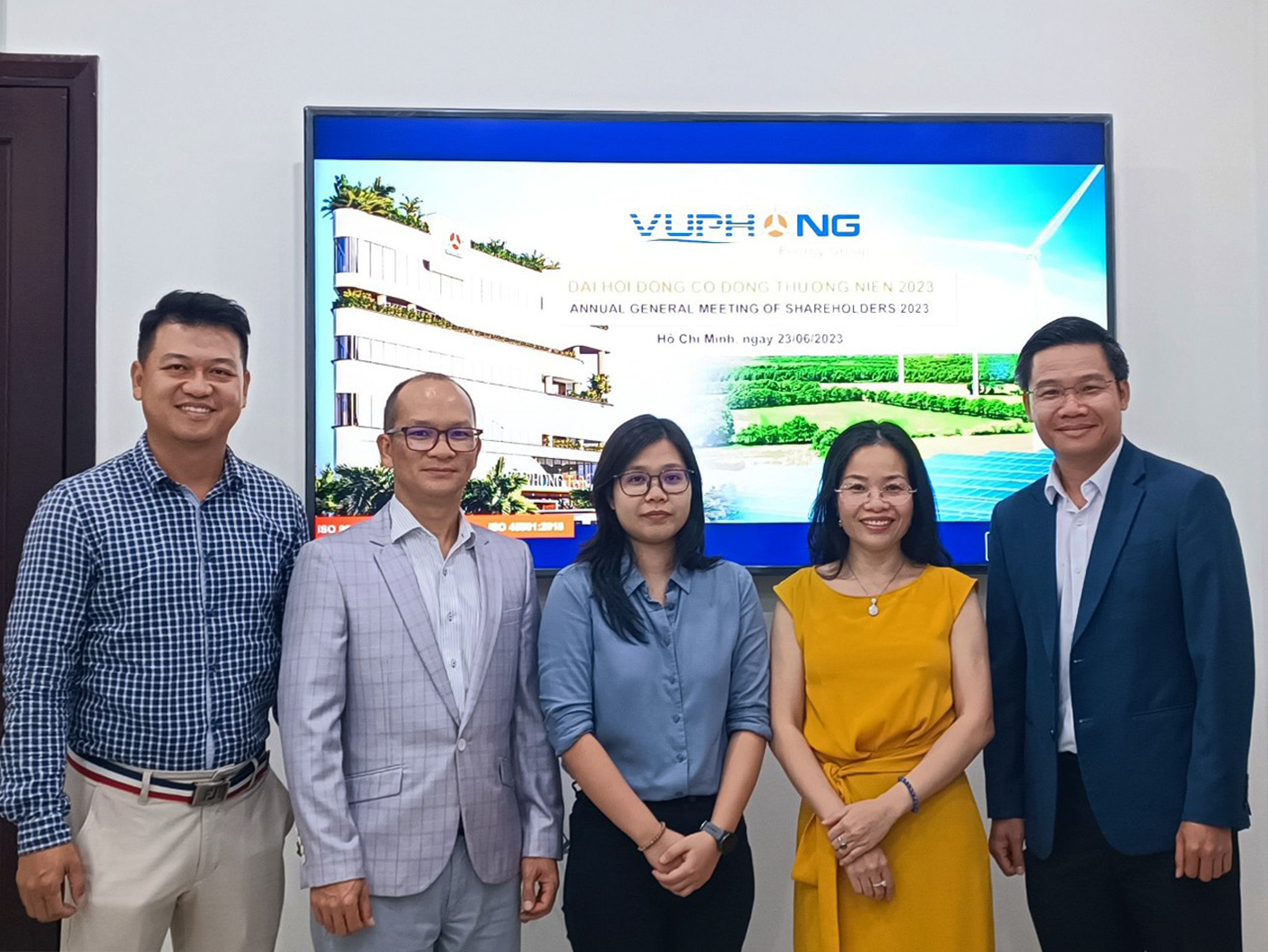 HĐQT Vũ Phong Energy Group cùng đại diện Ban Giám đốc