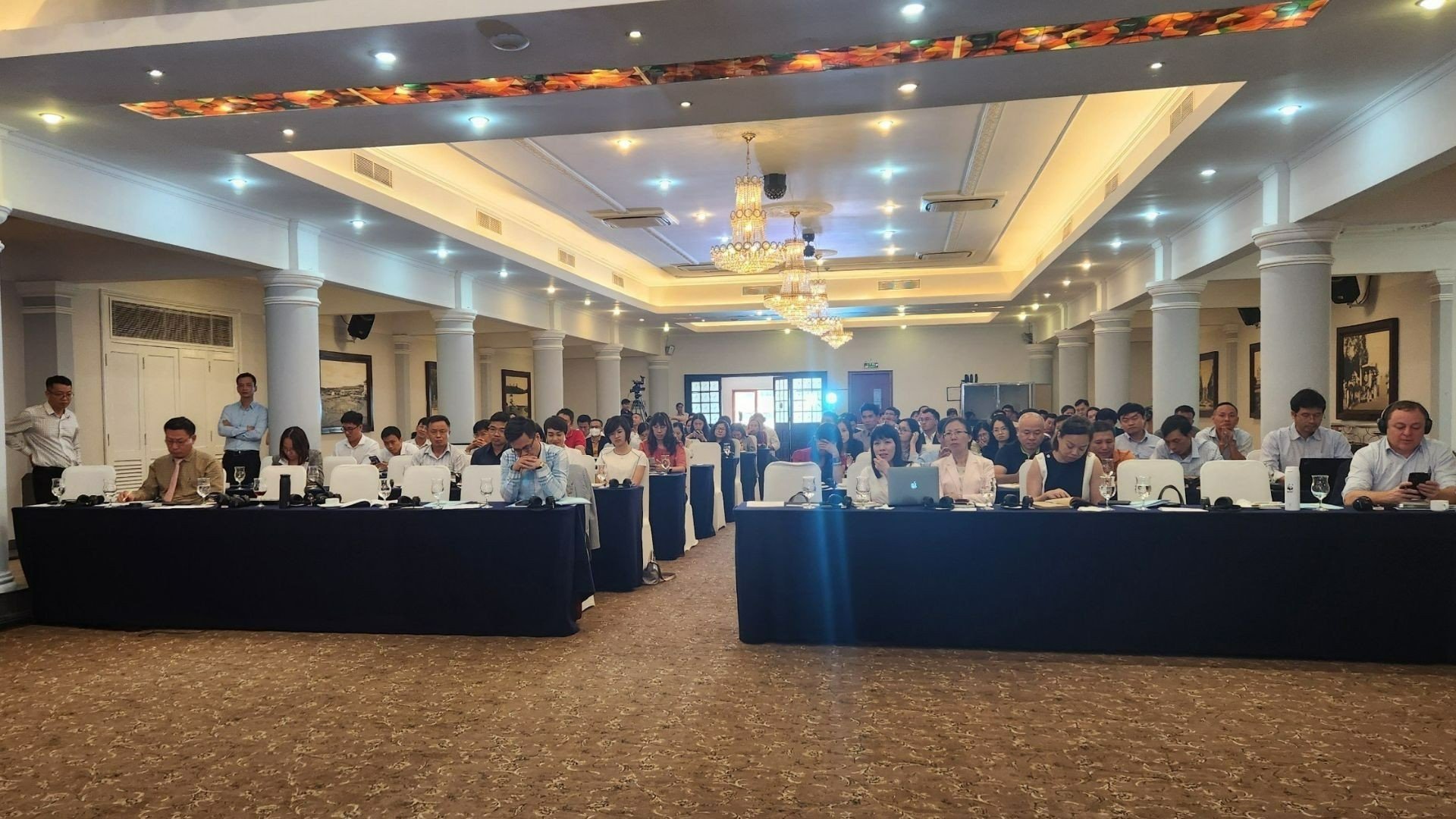 roadmap towards 100% renewable energy in Vietnam