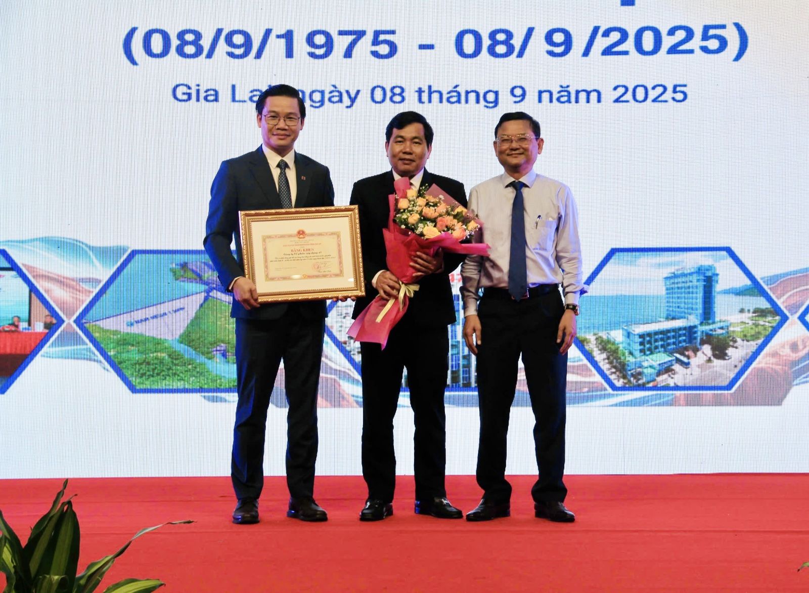 Phó Chủ tịch UBND tỉnh Nguyễn Tự Công Hoàng